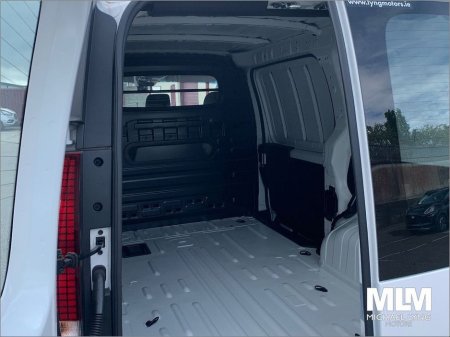 2024 Hyundai Staria 2.2 177ps Fwd, Price ex VAT €24,386 thumbnail