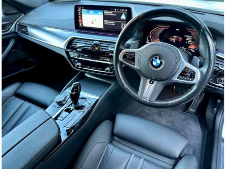2023 BMW 5 Series - thumbnail 24