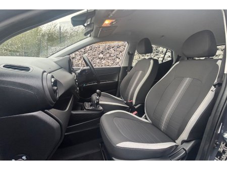 2024 Hyundai i10 ADVANCE €17,995 thumbnail