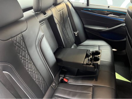 2020 BMW 5 Series - thumbnail 14