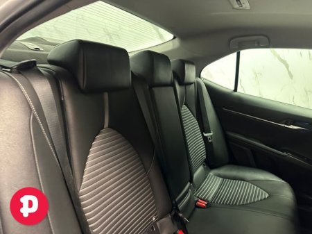 2020 Toyota Camry - thumbnail 13