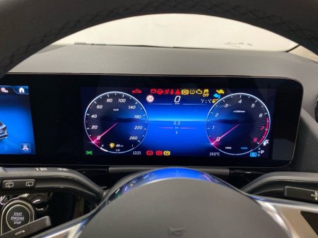 2026 Mercedes-Benz GLA Class - thumbnail 8