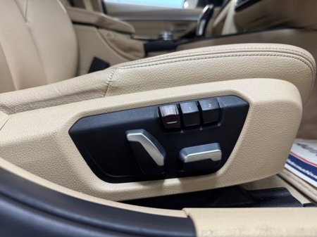 2016 BMW 3 Series - thumbnail 21