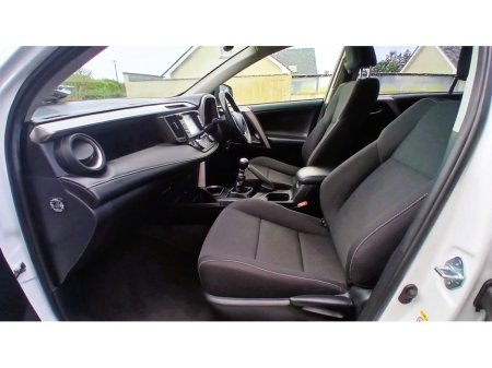 2018 Toyota Rav4 - thumbnail 12