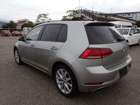2019 Volkswagen Golf * Jan 2026 Pricing * Comfortline 1.2 5DR H/B Automatic * Reversing Camera * Low KM's * €19,450