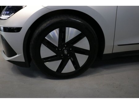 2025 Hyundai Ioniq 6 ELEGANCE 77kWh EX DEMO SALOON EV €42,895