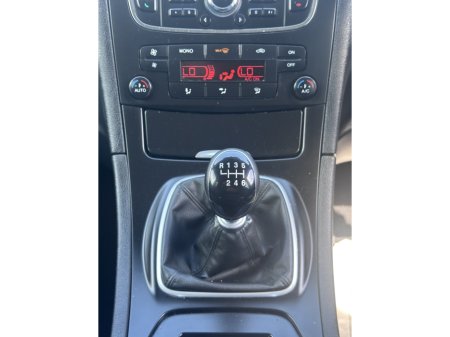 2013 Ford Galaxy - photo 18