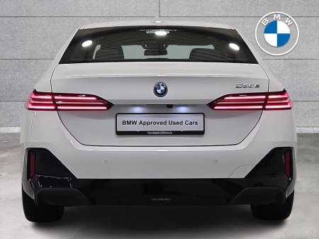 2024 BMW 5 Series - thumbnail 15