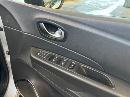 2021 Renault Captur ICONIC TCE 90 MY19 EVAP €13,750 thumbnail