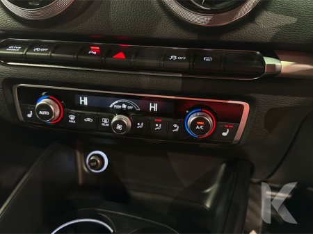 2020 Audi A3 1.4 AUTOMATIC - S-LINE - ALLOY WHEELS - MULTI FUNCTION STEERING WHEEL - CRUISE CONTROL - ELECTRIC SEATS - HEATED SEATS - REVERSE CAMERA €25,950 thumbnail