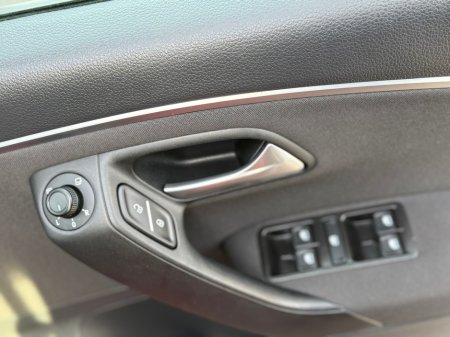 2015 Volkswagen Polo  €12,390 thumbnail