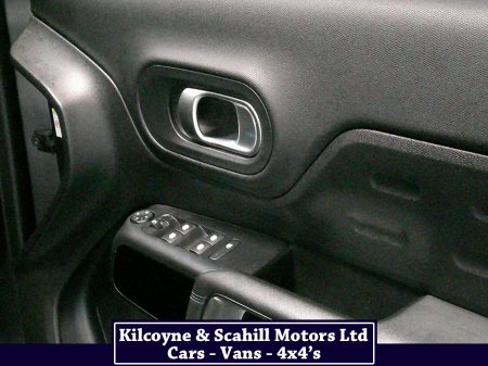 2023 Citroen C5 Aircross C-SERIES BLUEHDI 1 €32,500 thumbnail