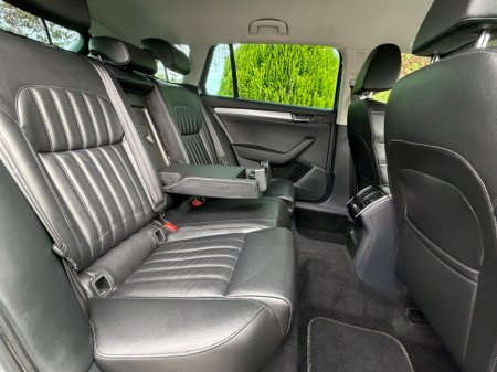 2017 Skoda Superb - thumbnail 11