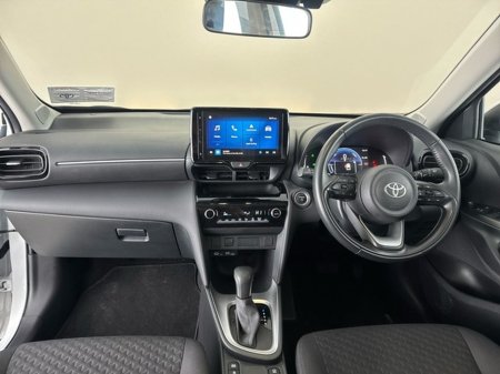 2024 Toyota Yaris Cross HYBRID LUNA €28,950 thumbnail