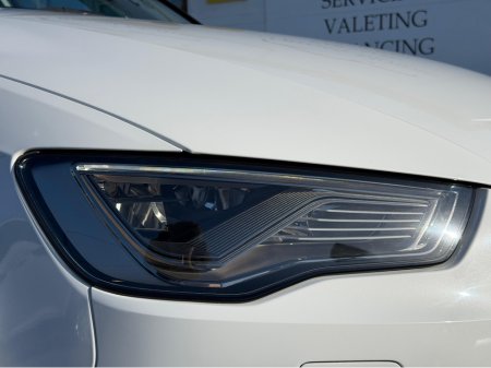 2016 Audi A3 1.4 TFSI SE TECHNIK 5DR €17,950 thumbnail