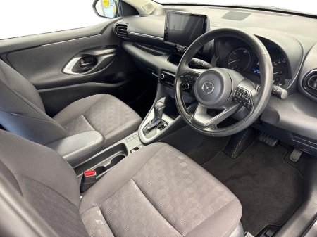 2025 Mazda Mazda2 - thumbnail 6