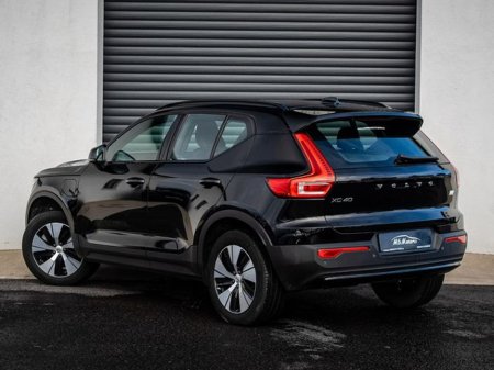 2022 Volvo XC40 RECHARGE T4 PLUS €30,950 thumbnail
