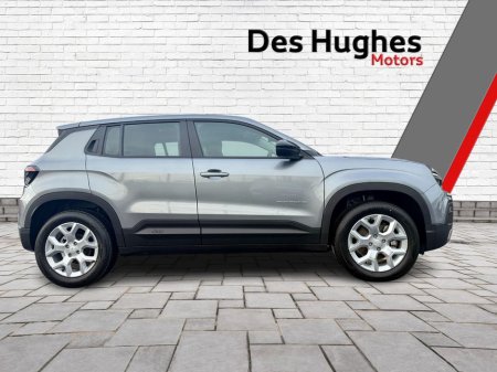 2026 Jeep Avenger 1.2 100Bhp Hybrid Automatic Alitude €32,750 thumbnail