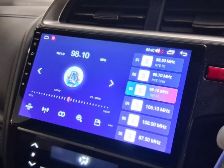 2016 Honda Fit - thumbnail 7