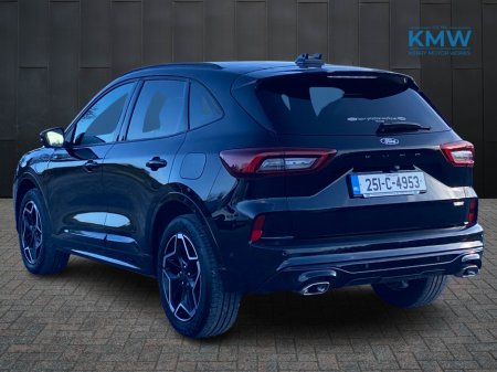 2025 Ford Kuga - view 3