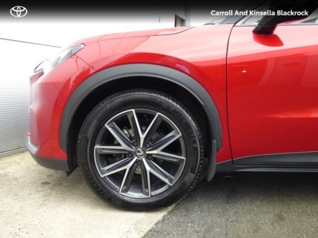 2024 Lexus LBX Hybrid Emotion €38,950 thumbnail