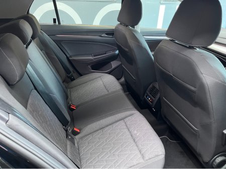 2025 Volkswagen Golf €38950 2025 VOLKSWAGEN GOLF TDI ACTIVE ADVANCE 2.0 AUTOMATIC / CRUISE CONTROL / HEATED SEATS / REVERSE CAMERA €38,950 thumbnail