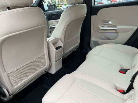 2026 Mercedes-Benz GLA Class - thumbnail 19