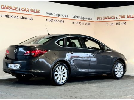 2016 Opel Astra SALOON 1.6 CDTI 110PS 4DR €7,990 thumbnail