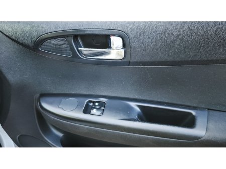 2014 Hyundai i20 1 Year Warranty AA Approved CLASSIC 84BHP 5DR 85PS €5,995 thumbnail