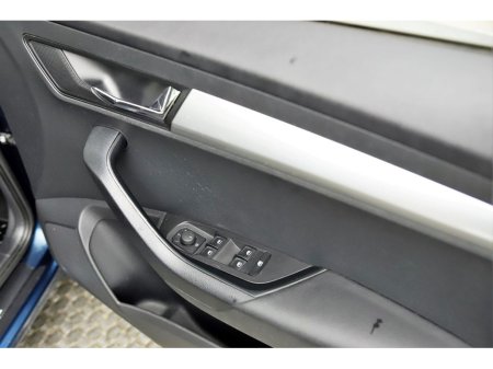 2021 Skoda Karoq - thumbnail 24