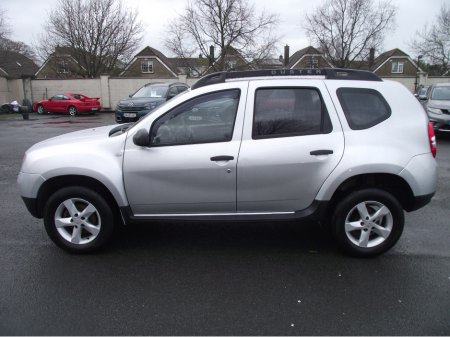 2017 Dacia Duster ALTERNATIVE 1.5 DCI  110PS 5DR €8,250 thumbnail