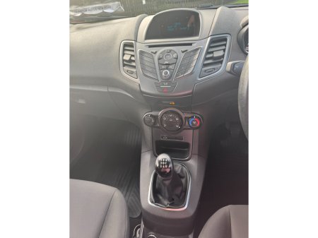 2016 Ford Fiesta 1.0 EcoBoost 65PS S/S Zetec €7,750 thumbnail