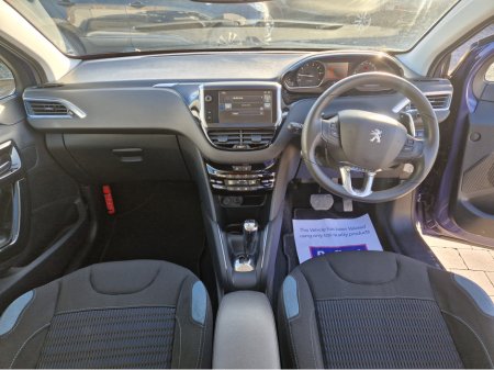 2015 Peugeot 208 - thumbnail 16