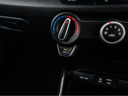 2017 Kia Rio 172 Kia Rio 1.25/FSH/Irish car/1yr warranty €12,888 thumbnail