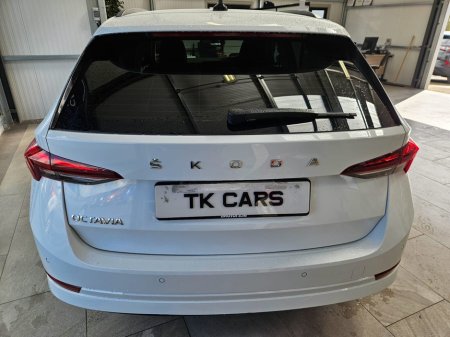 2021 Skoda Octavia - thumbnail 5