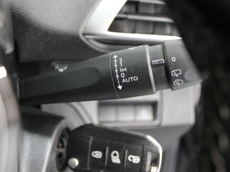 2019 Peugeot 3008 - thumbnail 23