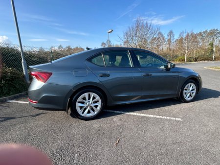 2021 Skoda Octavia - thumbnail 10