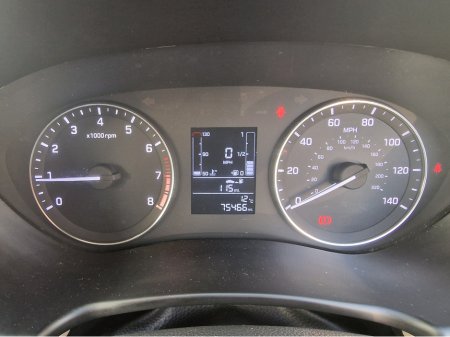 2015 Hyundai i20 - thumbnail 19