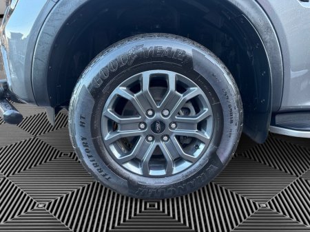 2025 Ford Ranger *NO VAT* WILDTRAK 2L AUTO #317 €57,999 thumbnail