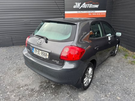 2009 Toyota Auris - thumbnail 6