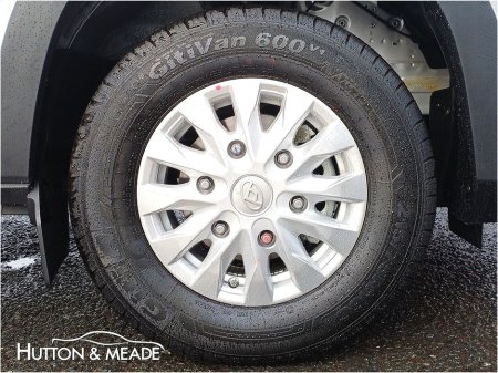 2026 Maxus Deliver 9 Lux Spec 2.0 Diesel thumbnail