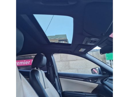 2017 Honda Civic - thumbnail 9