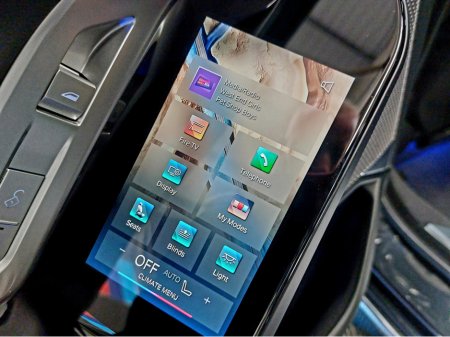 2023 BMW i7 - thumbnail 21