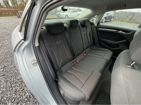 2015 Audi A3 - thumbnail 24