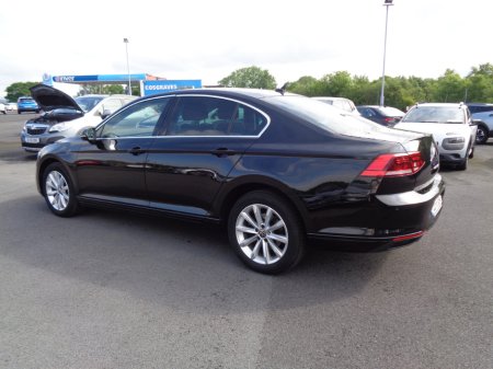 2022 Volkswagen Passat Business 2.0tdi M6F 150 4DR €34,900