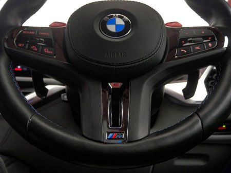 2024 BMW XM - thumbnail 32