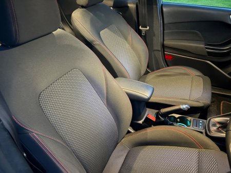 2021 Ford Fiesta - thumbnail 15