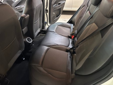 2015 Alfa Romeo Giulietta - thumbnail 10