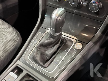 2018 Volkswagen Golf - thumbnail 18