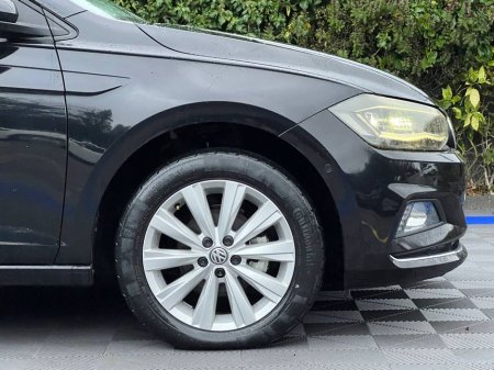 2018 Volkswagen Polo 1.0 TSI AUTO // FULL SERVICE HISTORY // 360 PARKING SENSORS // APPLE CARPLAY/ANDROID AUTO €15,900 thumbnail